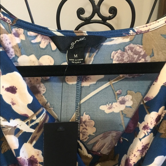 GNW short sleeve top - Picture 4 of 4